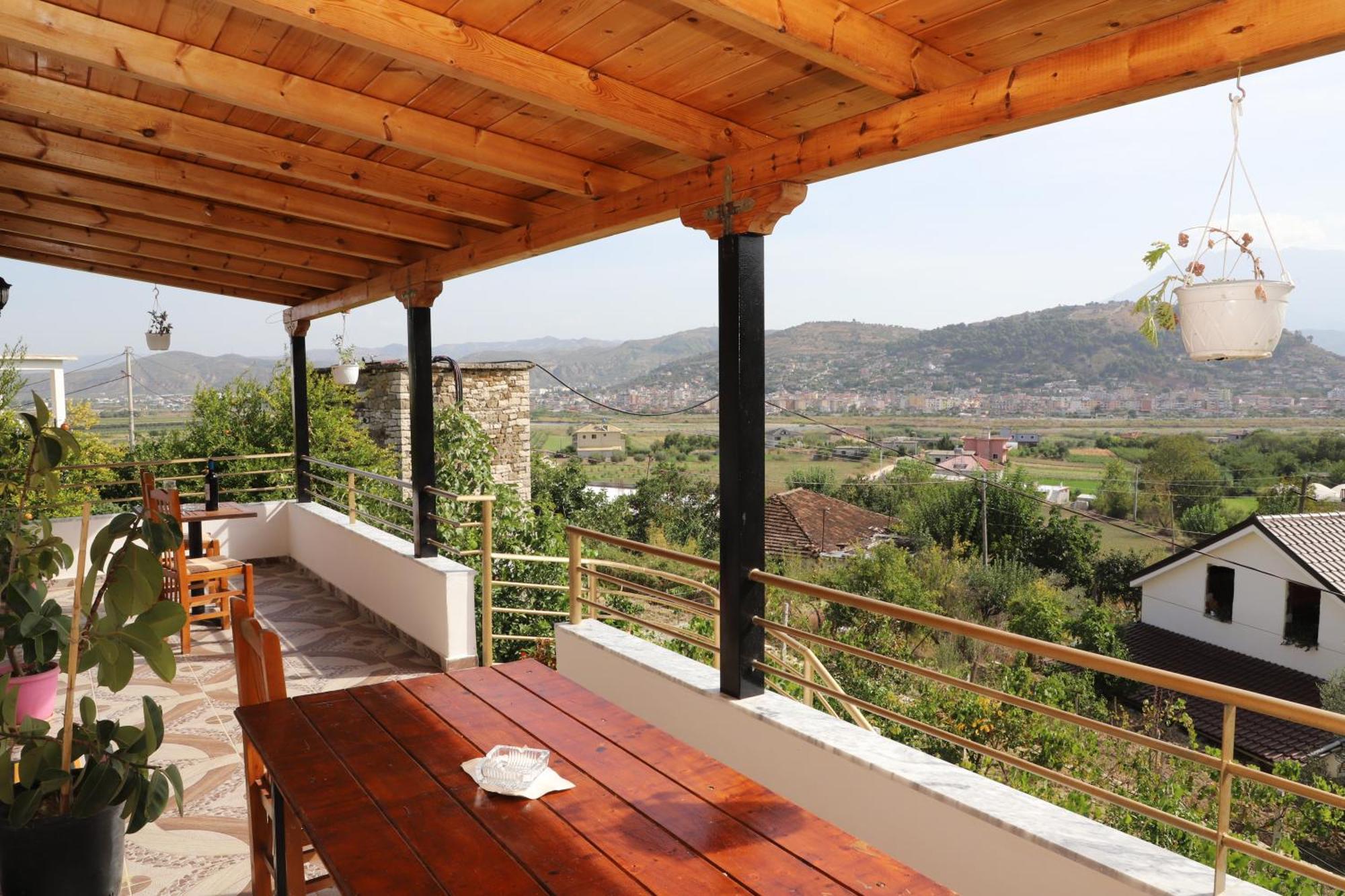 Villa Rexho Berat Exterior photo
